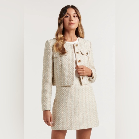 Ever New Dresses & Skirts - Evernew Melbourne Boucle Mini Skirt - Gold/White- Size 4